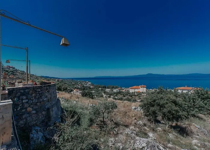 Eleutheria Apartment *